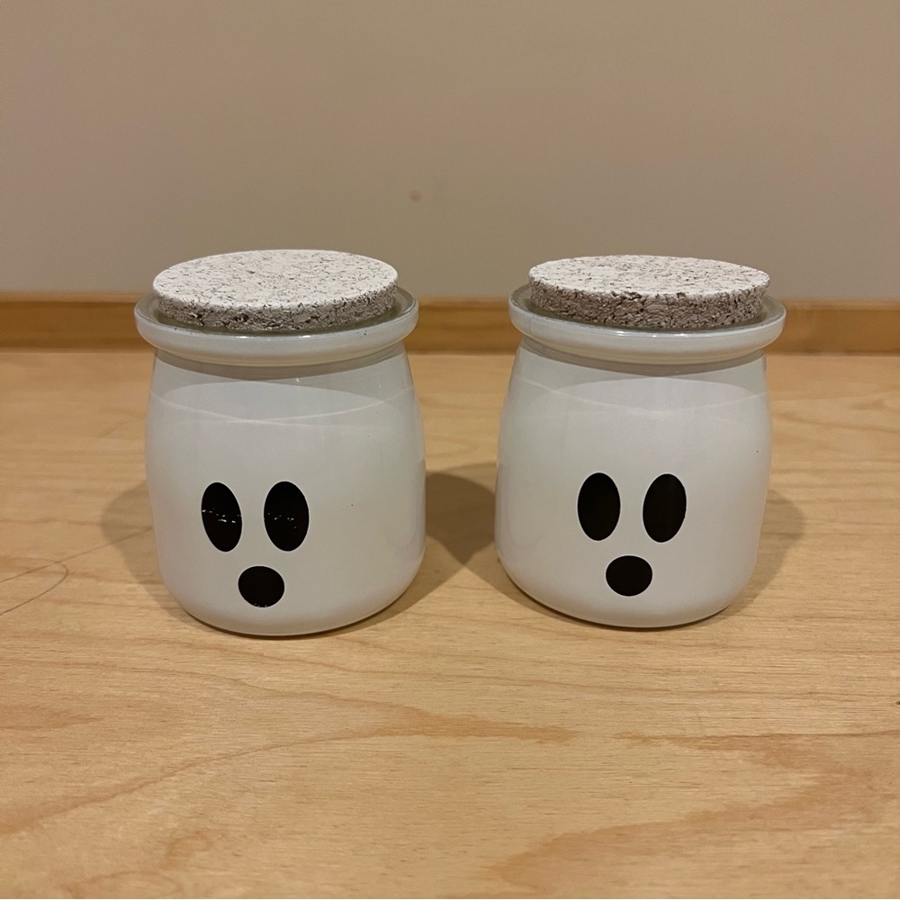 2 H for Happy™ Marshmallow 5 oz.Halloween Novelty White Jar Candle Set New